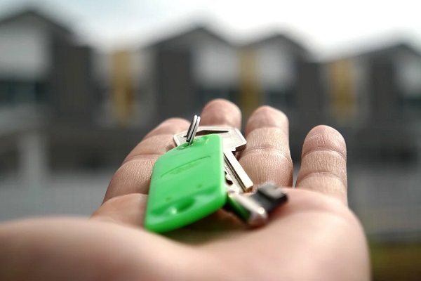 Vendere casa: perché è importante affidarsi ad un’agenzia immobiliare